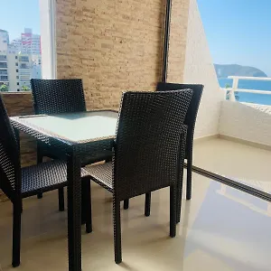 Apartamento ¡apto Con Vista Al Mar Y Salida Directa A Playa!
